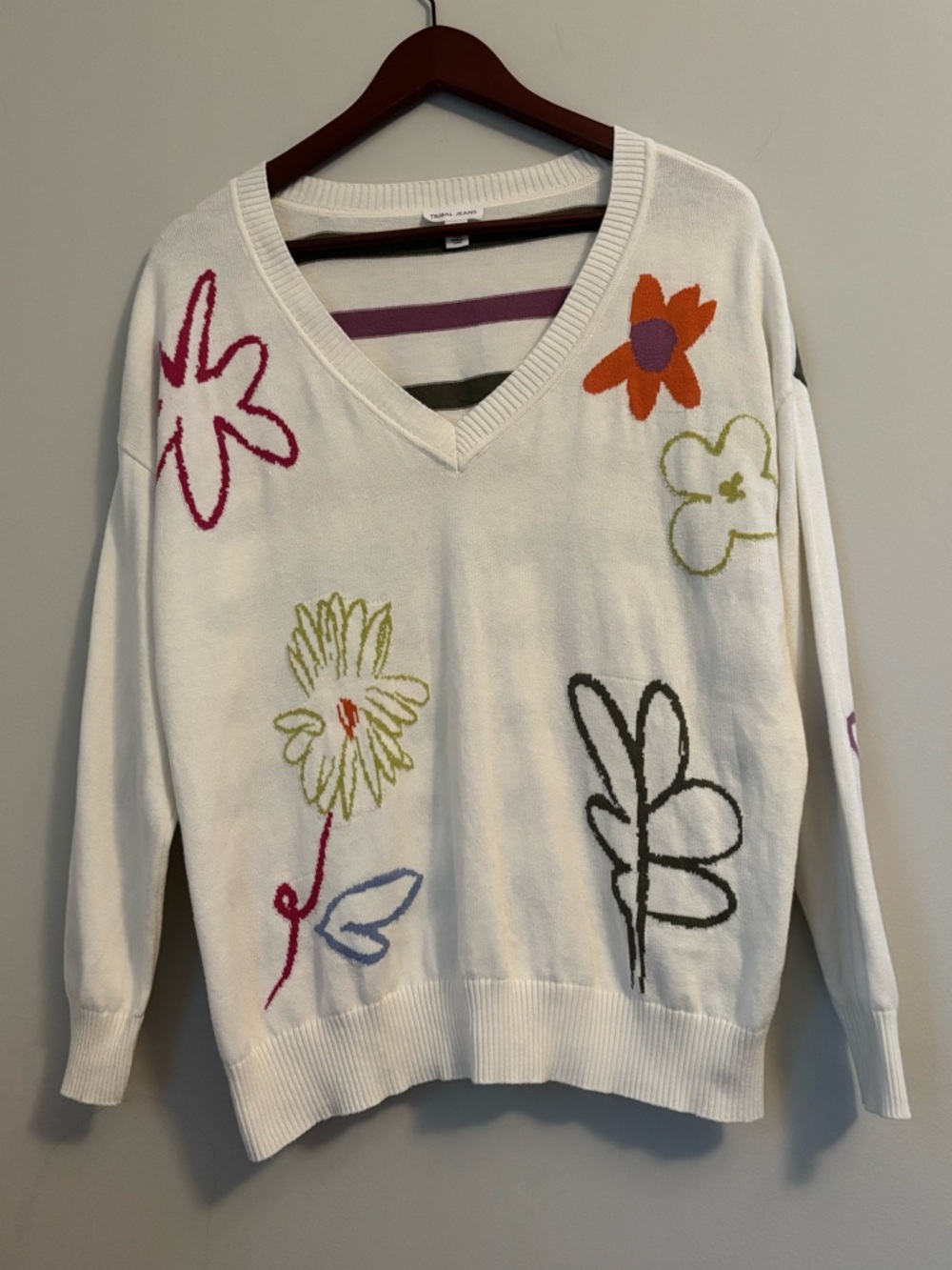 Size Large Tribal Jeans Lightweight Pullover Sweater With Abstract Floral + Leaf